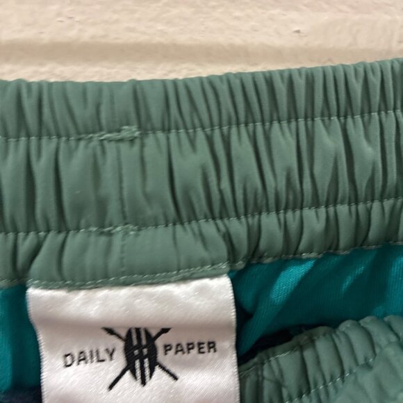 Daily Paper Mens Pants Daily Paper Technical Fuka Track Pants size Medium jogger - Picture 4 of 10